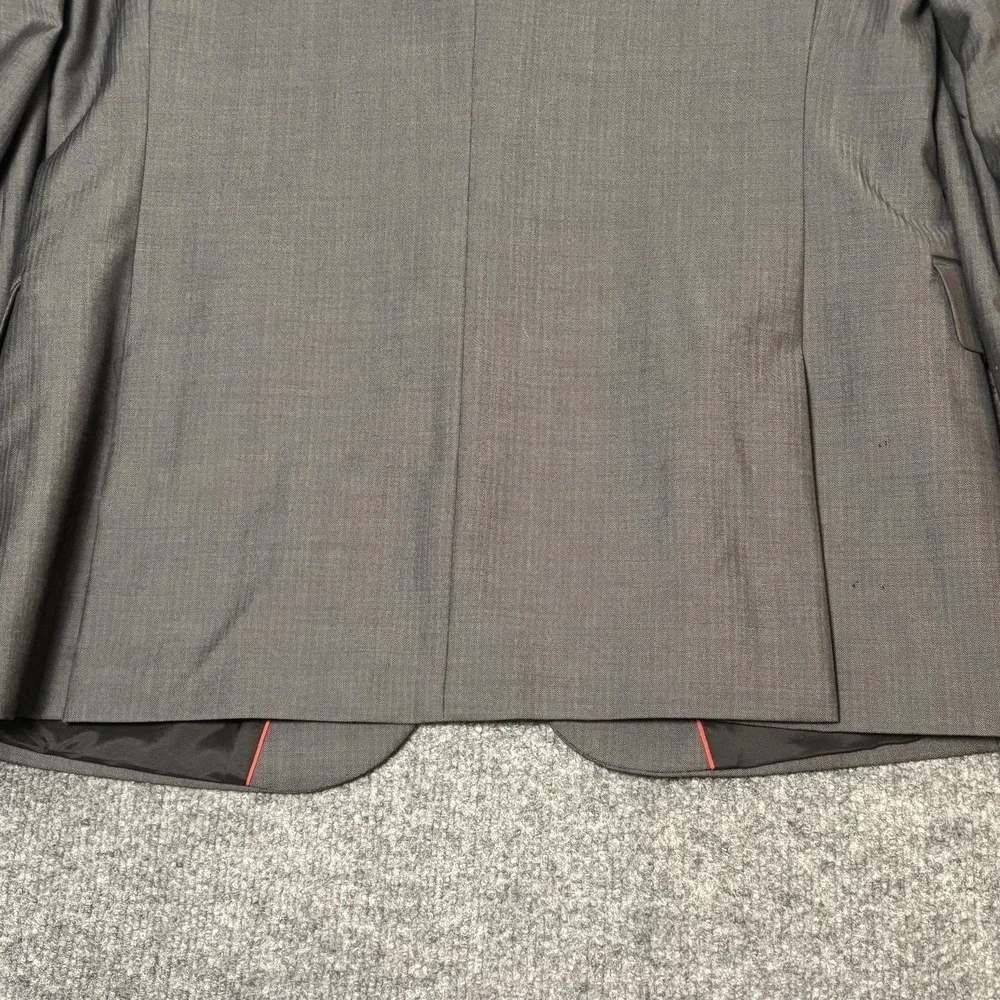 Hugo Boss Suit Jacket Mens 40R Gray Virgin Wool 2 Button Bulgaria Notch‎ Lapel